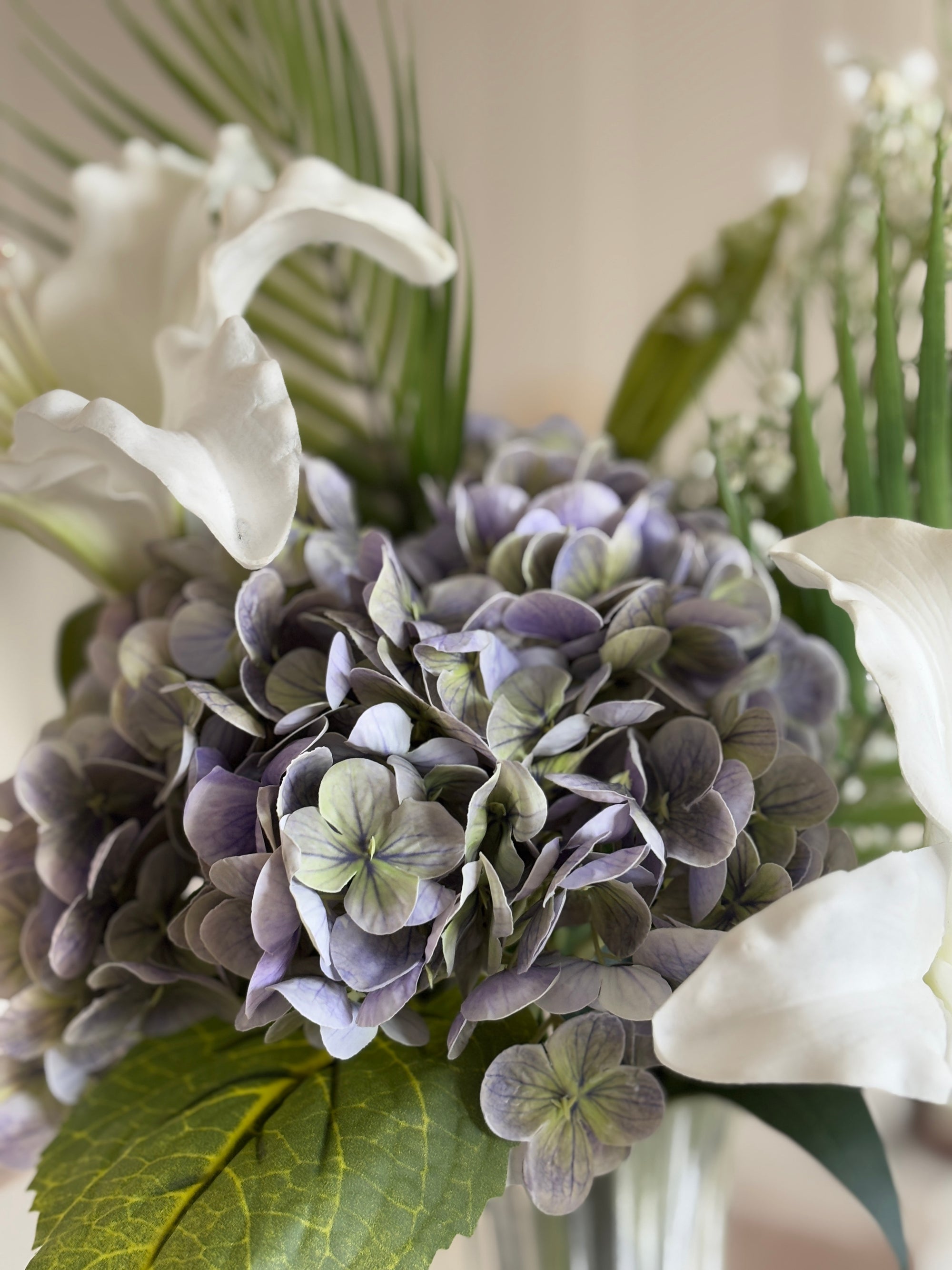 Violet Breeze Buket
