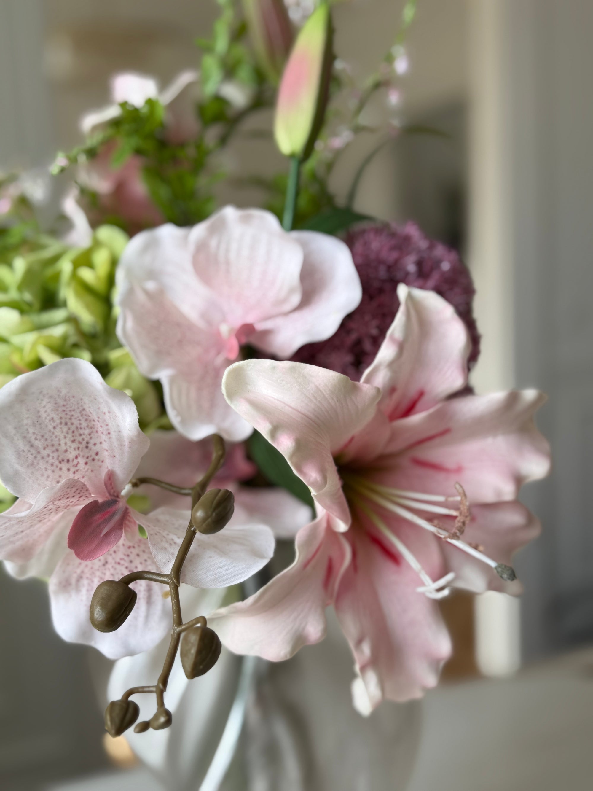 Petal Kiss Buket