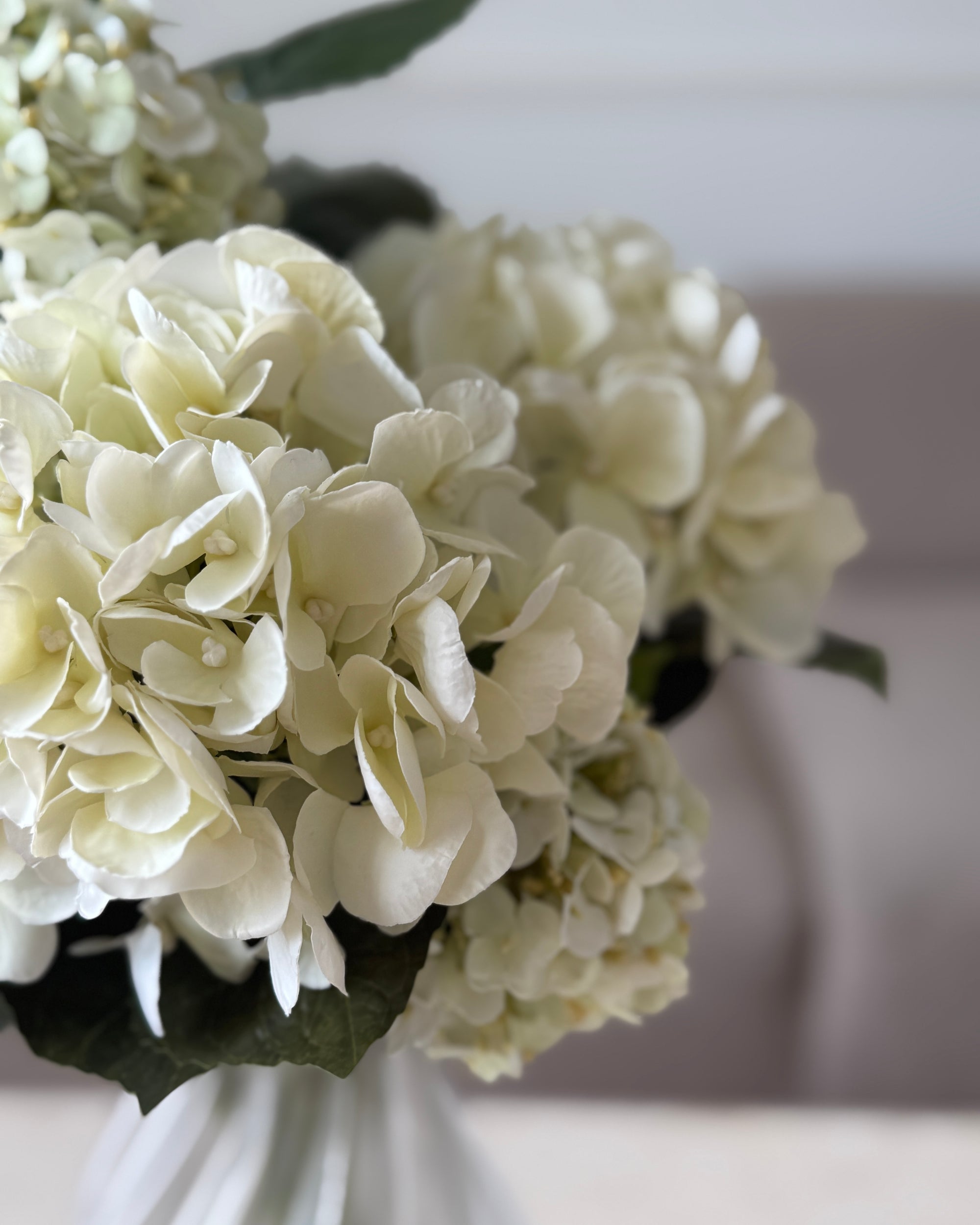 Pure Hydrangea Buket