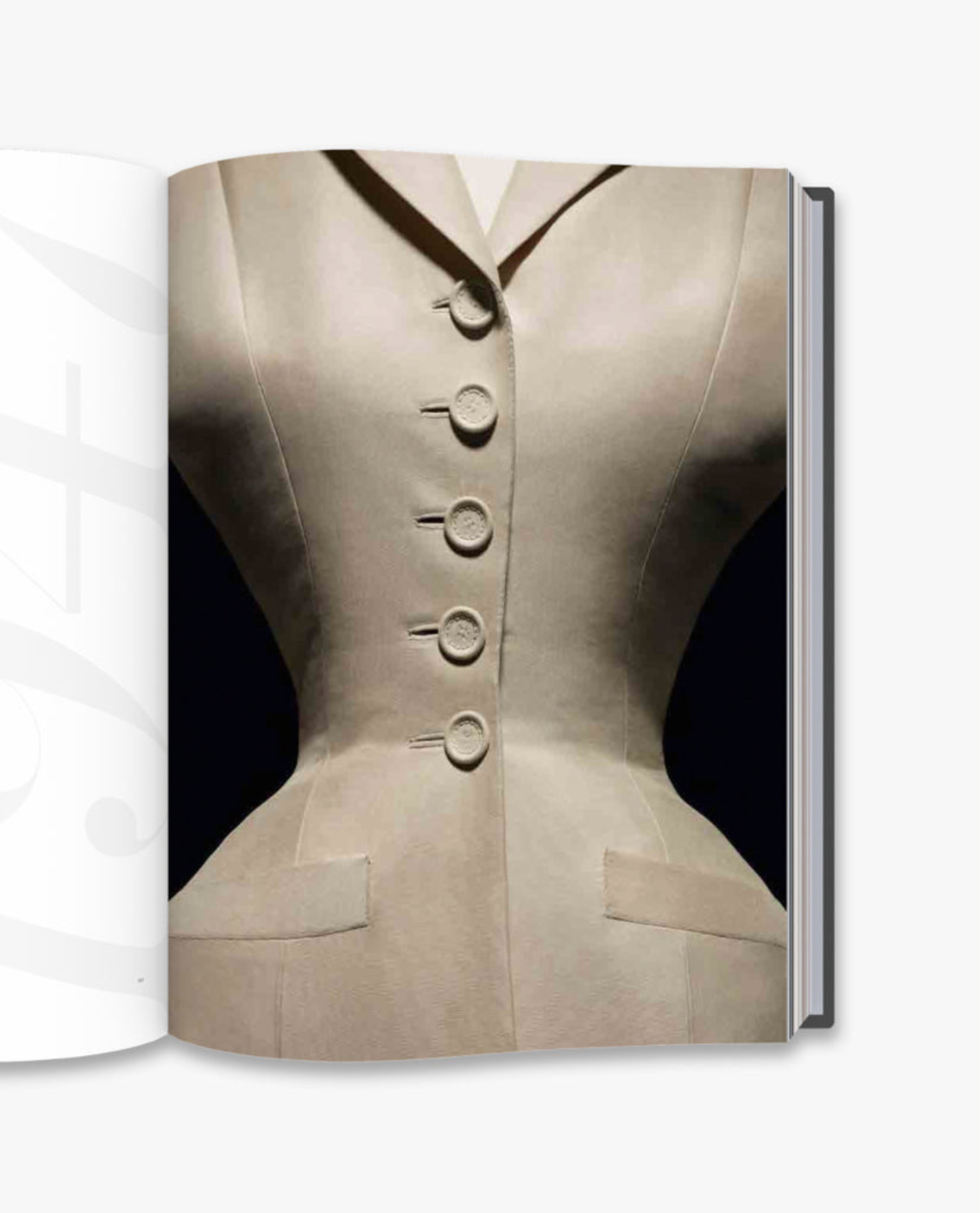 New Mags Christian Dior Designer of Dreams