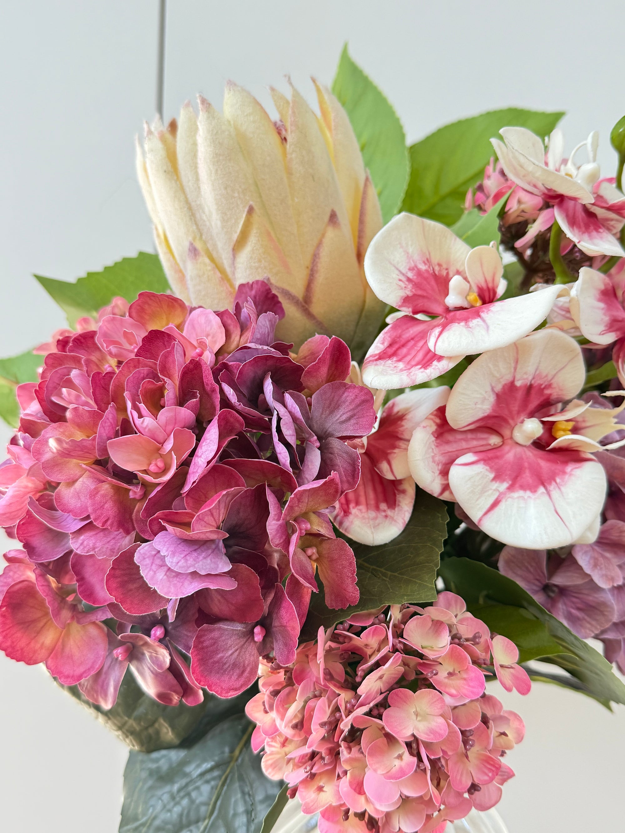 Wine Blossom Buket