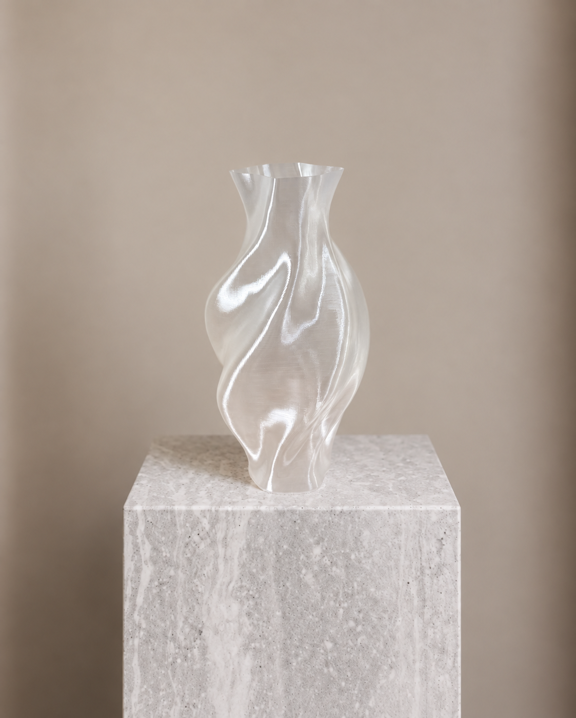 Luma Vase
