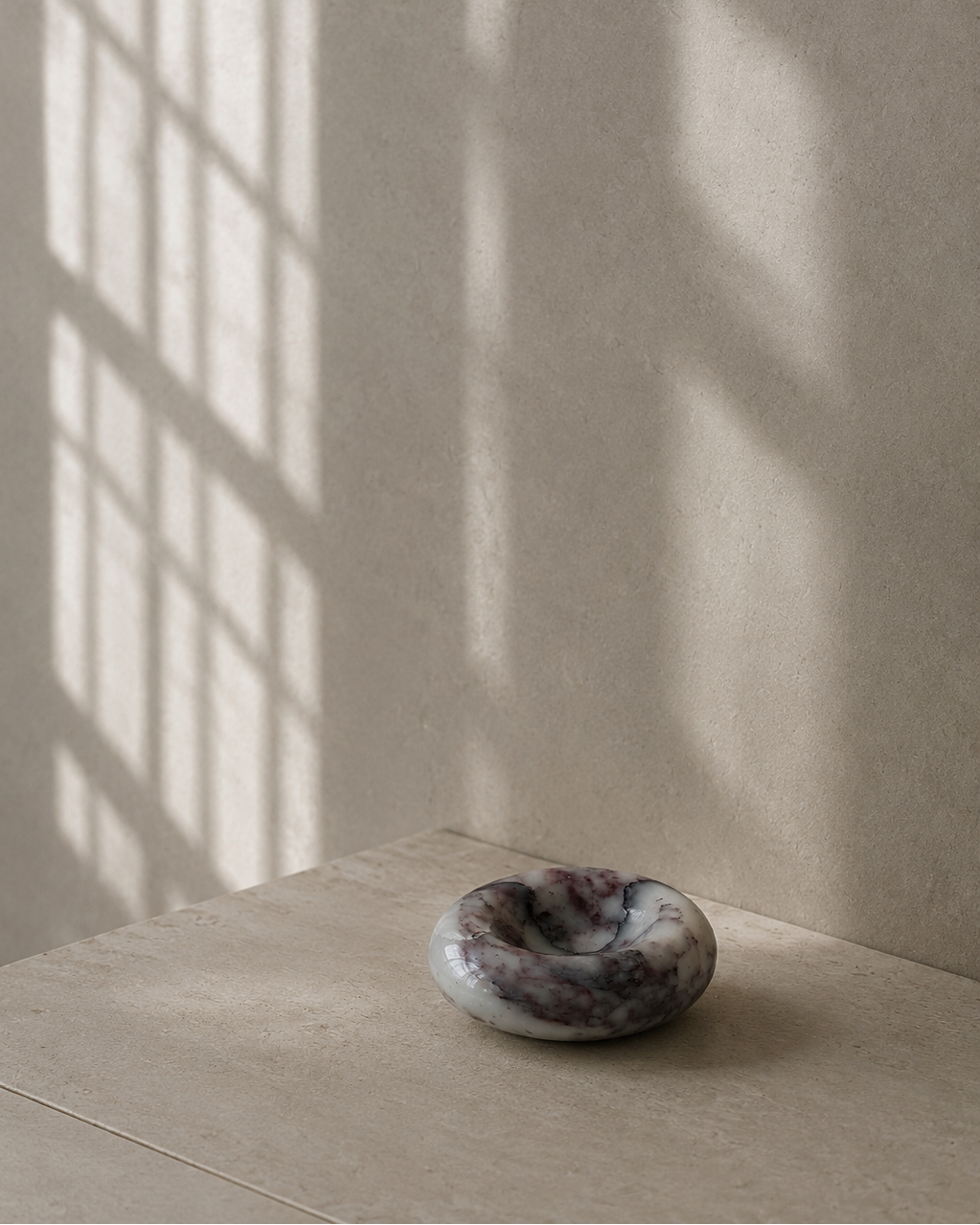 Pebble Bowl - Calacatta Viola
